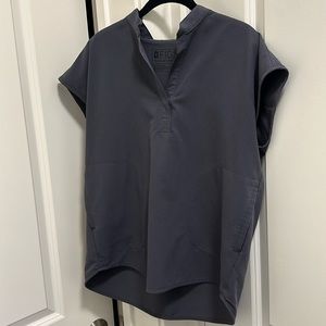 Figs Rafaela Oversized Scrub Top-Charcoal